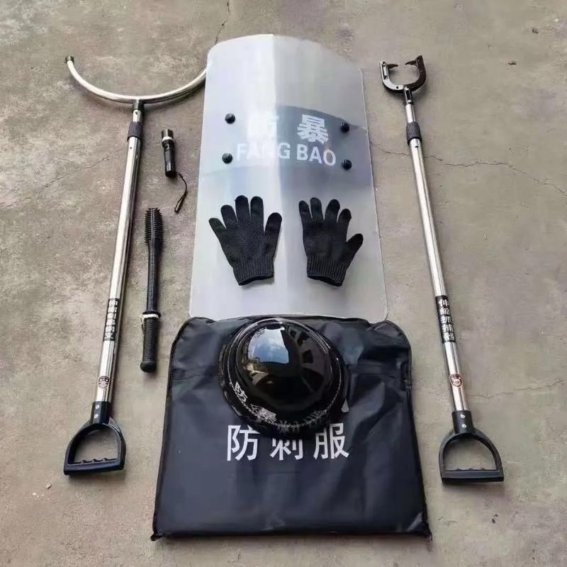 校园安全防线 学校安防用品与防身器材科学配置指南